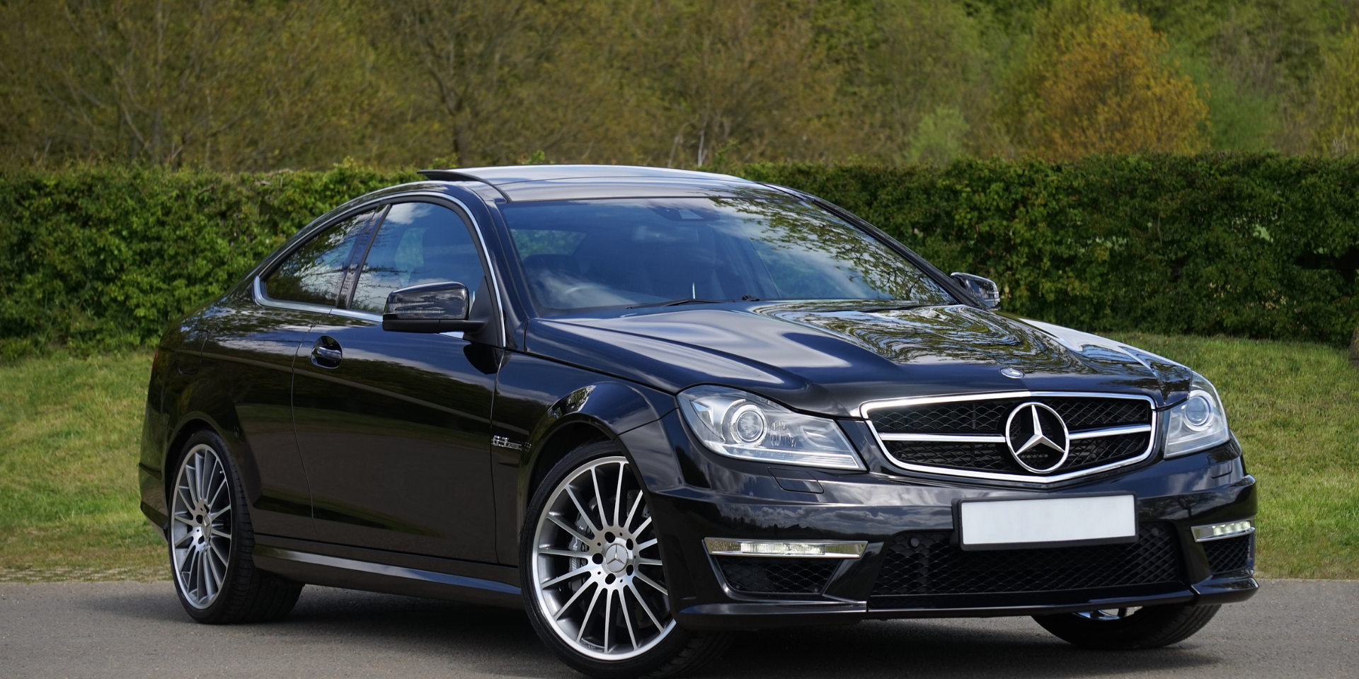 Mercedes Executive taxi Northampton